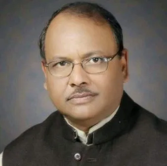 वाराणसी स्नातक एवं शिक्षक निर्वाचन क्षेत्र के भाजपा प्रत्याशियों को डा. सानंद सिंह ने दी बधाई