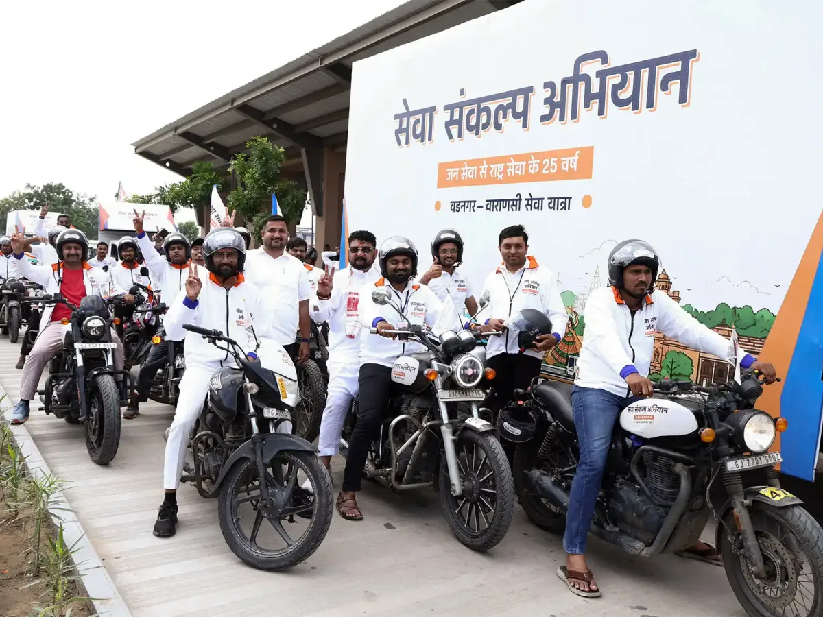 BJP members carry out bike rallies between Vadnagar to Varanasi