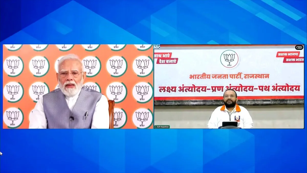 वड़नगर से वाराणसी: साइकिल यात्रियों से PM मोदी बोले - पगड़ी को हेलमेट न समझें, सुरक्षित रहें