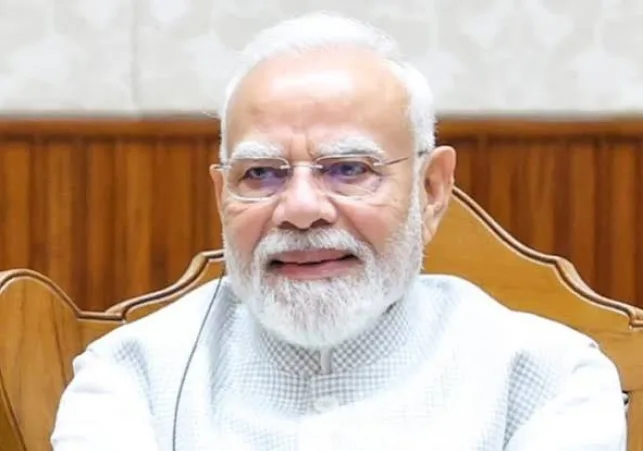PM मोदी का 76वां जन्मदिन: वडनगर में अमित शाह ने की पूजा, वाराणसी में 51 सेवा यात्रियों का जलाभिषेक