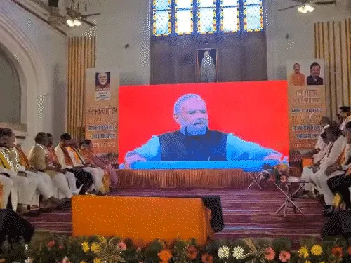 वाराणसी में आज नितिन नवीन और योगी की जनसभा: 500 बाइकर्स से PM बात करेंगे, मोदी के 25 साल पूरे; बाबा विश्वना...