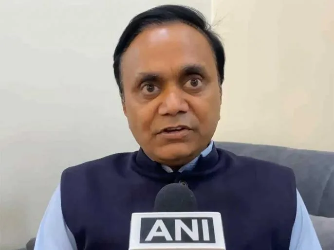 वाराणसी में वायुसेना का मेगा एयर शो: भारत की बढ़ती ताकत और विरासत का प्रतीक, विशेषज्ञ का बयान