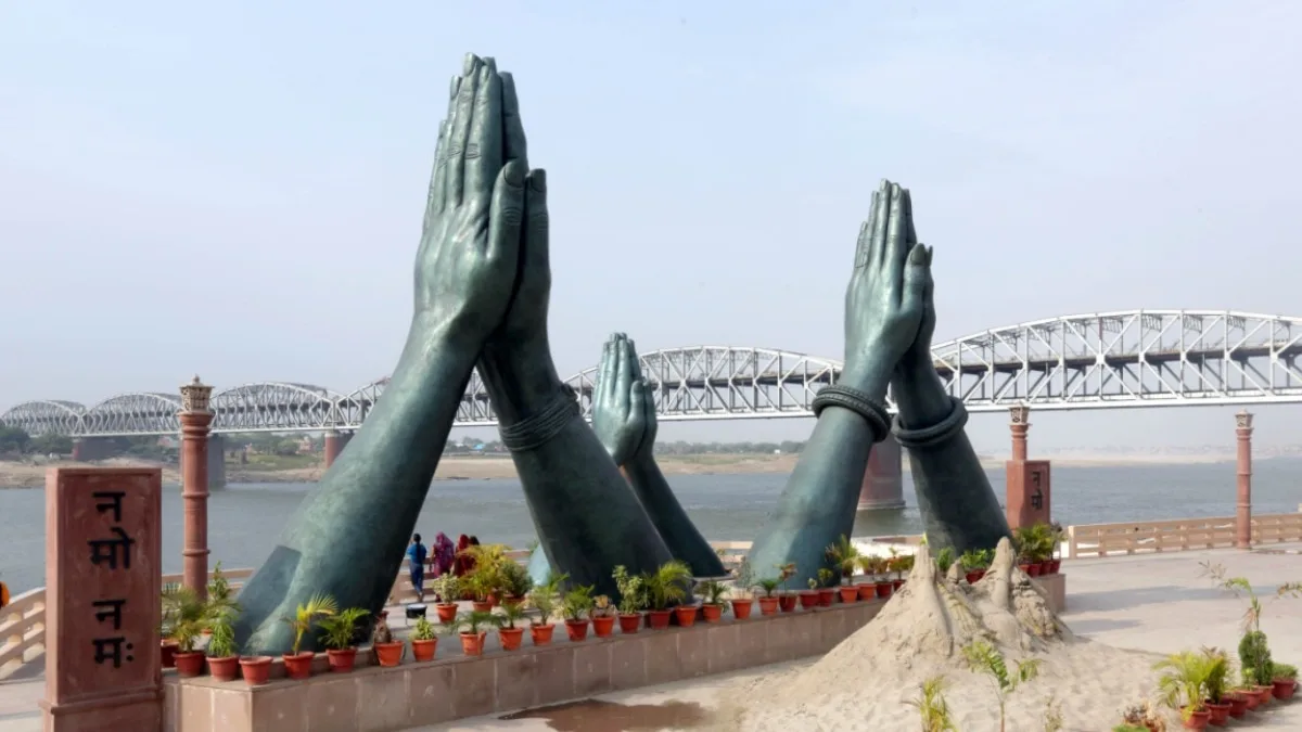 वाराणसी के आसमान में गरजेगी वायुसेना... नमो घाट पर 24-26 अक्टूबर तक भव्य एयर शो, मुख्य कार्यक्रम में शामिल होंगे PM मोदी